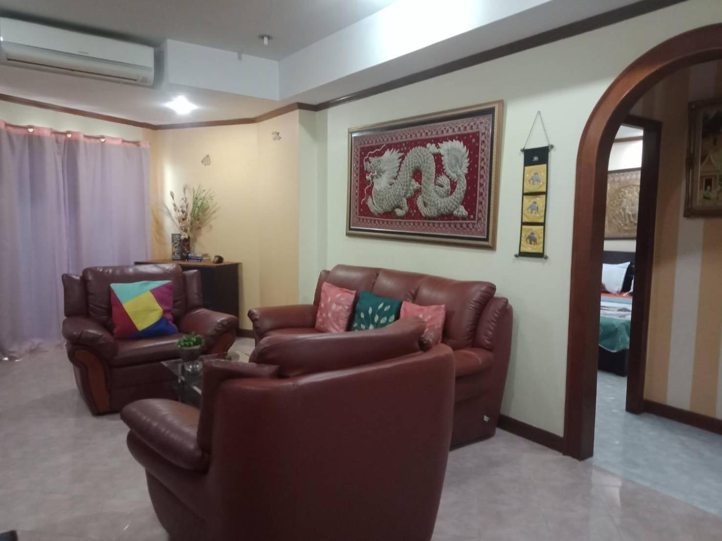 View Talay 2 Suite Apartments Джомтиен Бийч Екстериор снимка