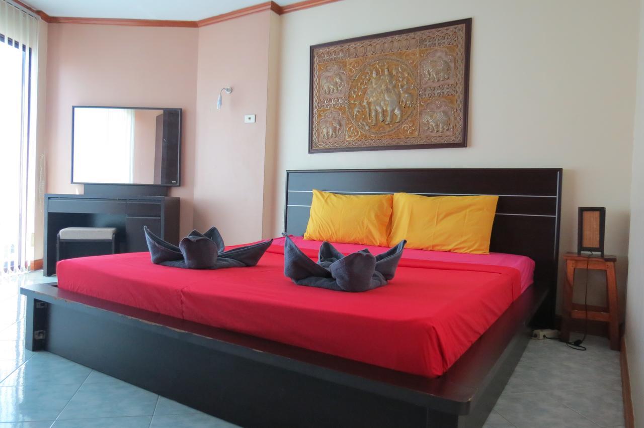 View Talay 2 Suite Apartments Джомтиен Бийч Екстериор снимка