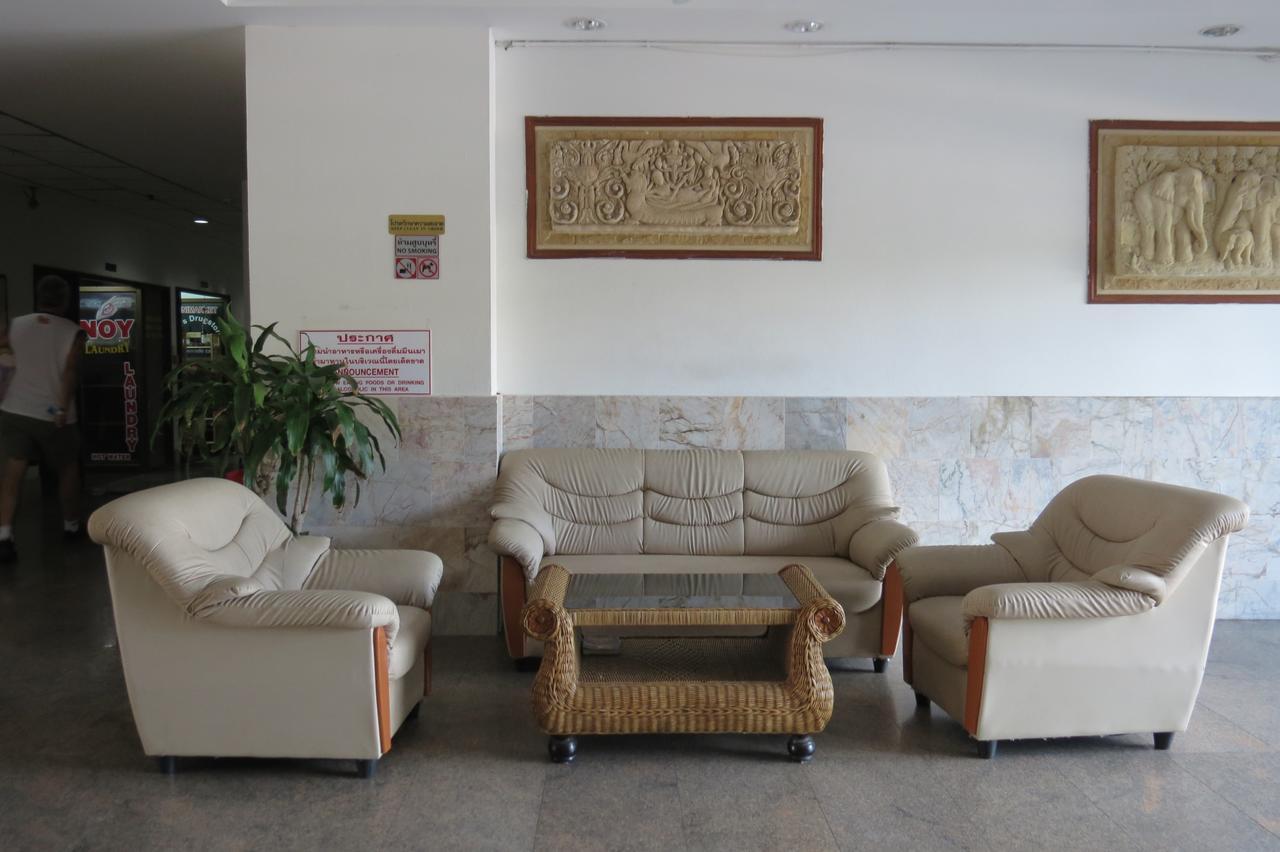 View Talay 2 Suite Apartments Джомтиен Бийч Екстериор снимка