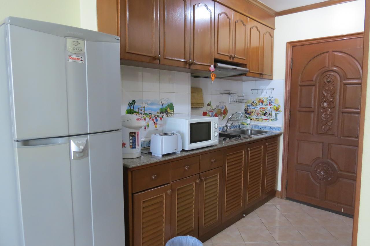 View Talay 2 Suite Apartments Джомтиен Бийч Екстериор снимка