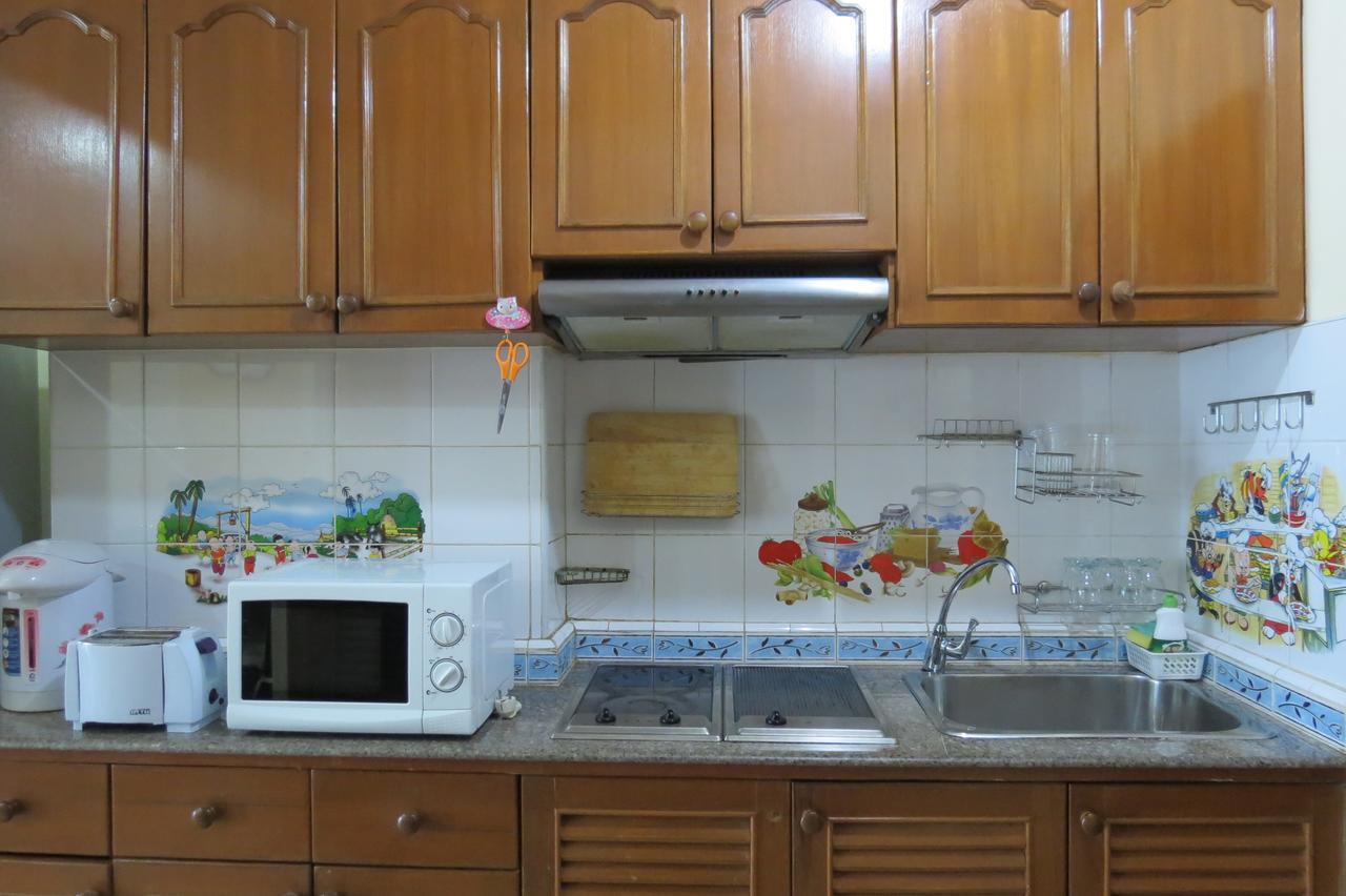 View Talay 2 Suite Apartments Джомтиен Бийч Екстериор снимка