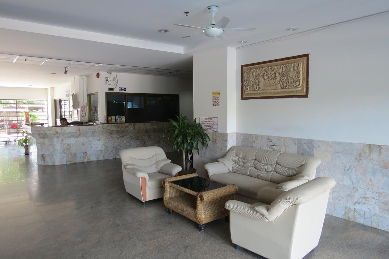 View Talay 2 Suite Apartments Джомтиен Бийч Екстериор снимка